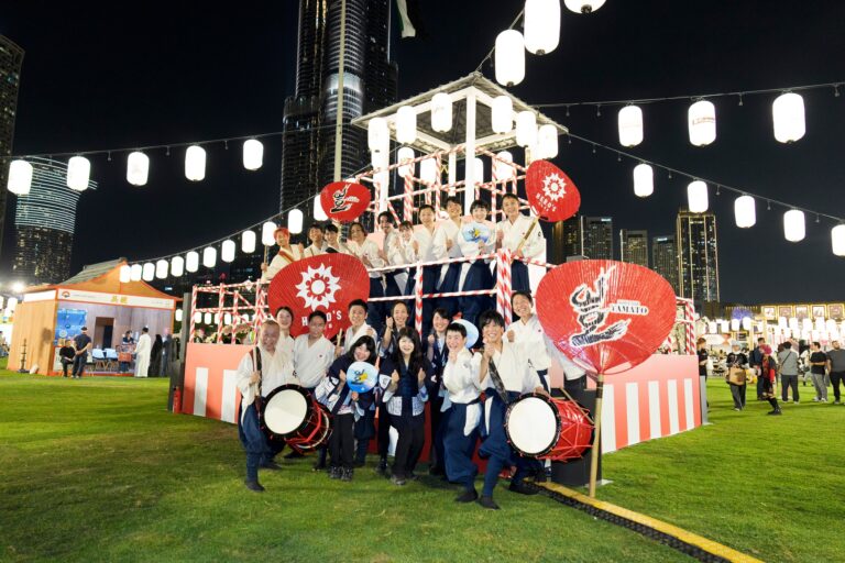 ドバイで響いた和太鼓と希望の光